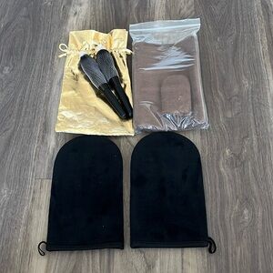Tanning Mitts & Face Brushes